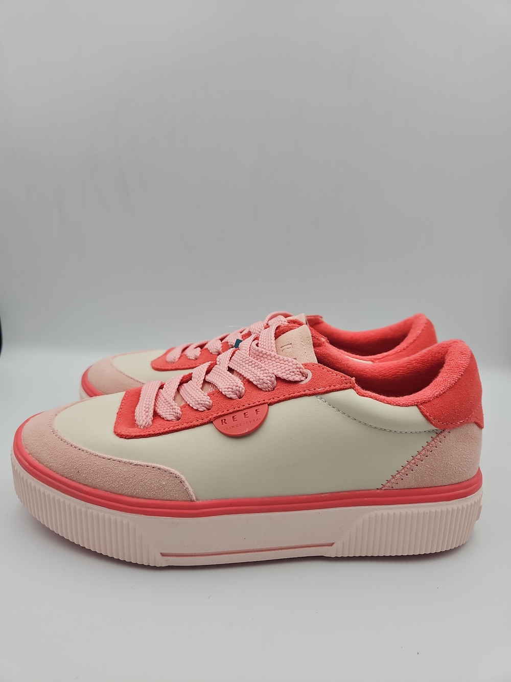 Reef Coral Pink & Cream Low-Top Women's Sneakers